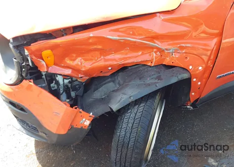 2018 Jeep Renegade Sport 4X4 из США, поврежденный, VIN ZACCJBAB8JPJ55880